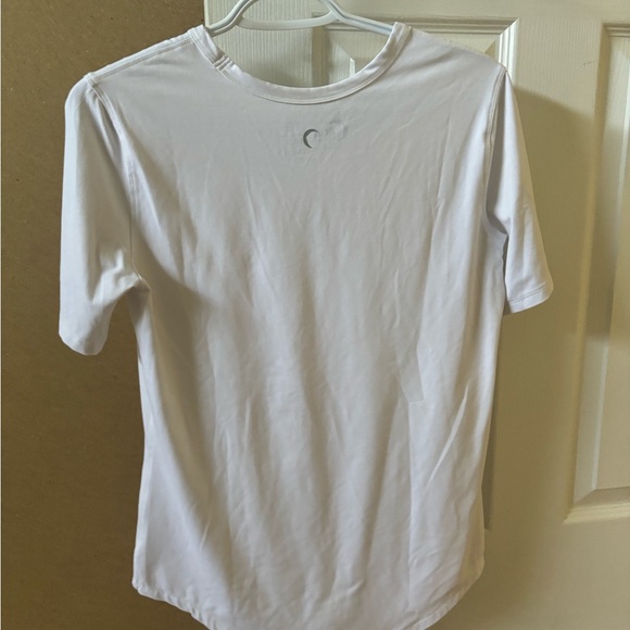 Zyia white go -to -T - Picture 2 of 2